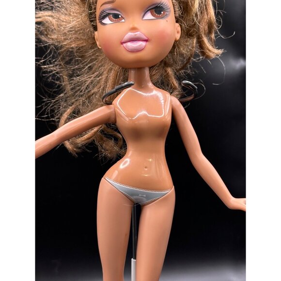 Bratz MGA 2001 Yasmin doll likely custom- Read - Picture 9 of 16
